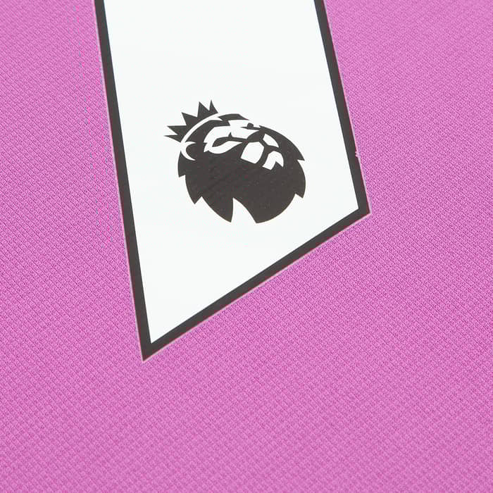 2024-25 Wolves Third Shirt Strand Larsen #9