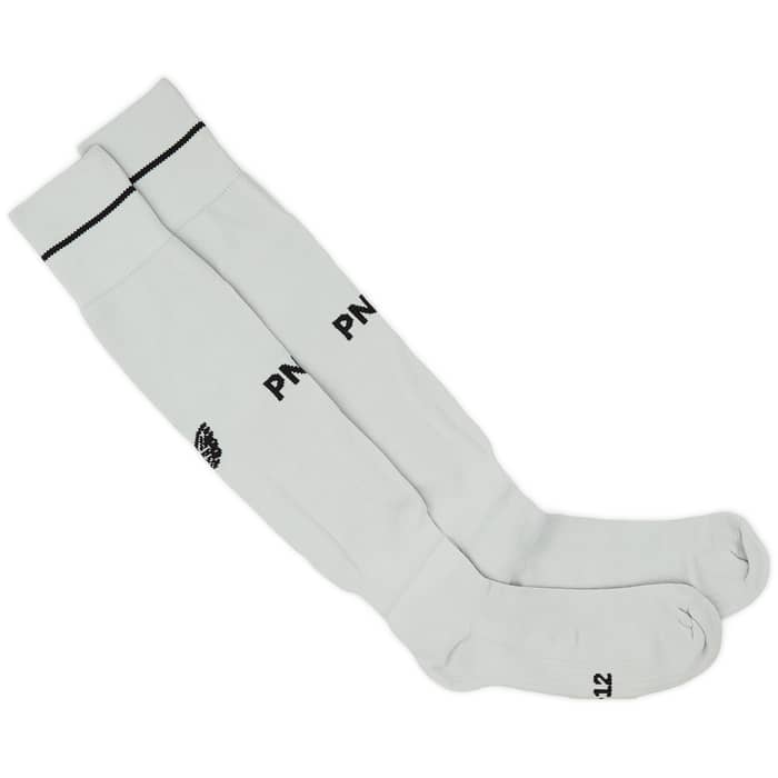 2023-24 Preston North End GK Away Socks (UK 9-12)