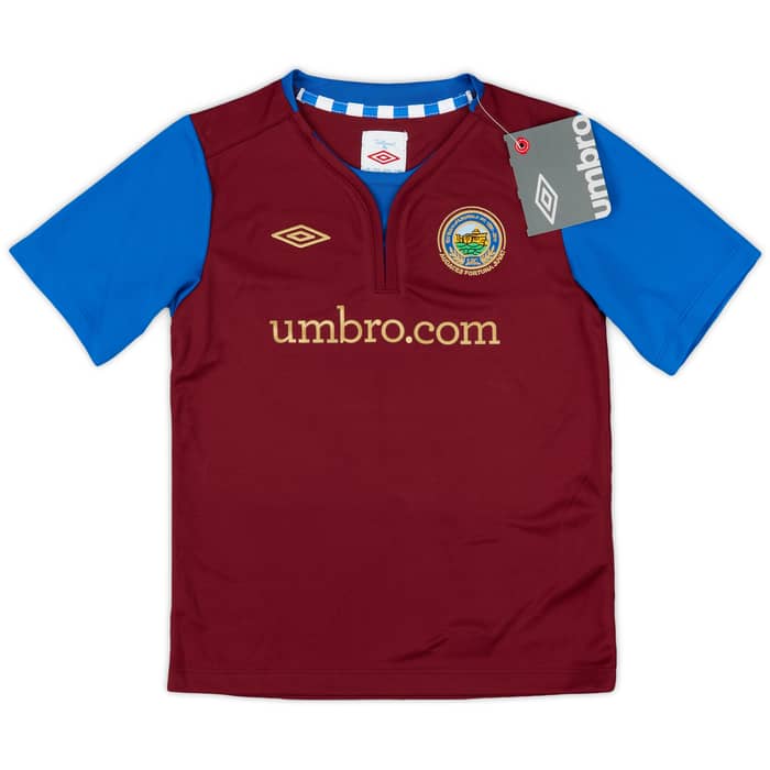 2011-12 Linfield Away Full Kit (6-7 Years)
