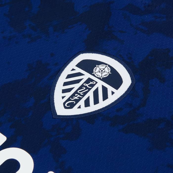 2021-22 Leeds United Away Shirt (S)