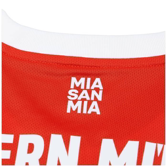 2022-23 Bayern Munich Home Shirt Davies #19