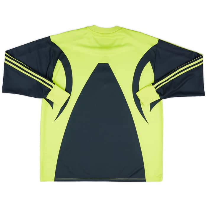 2022-23 Real Madrid adidas Icon GK Shirt