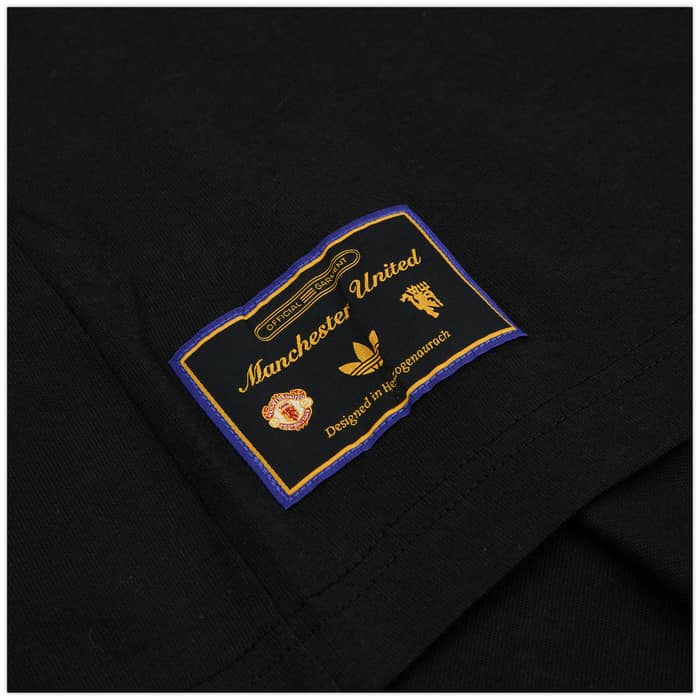 2025-26 Manchester United adidas Originals Icon Graphic Tee