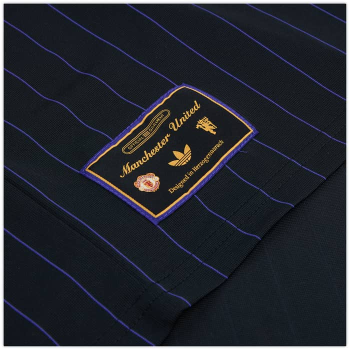 2025-26 Manchester United adidas Originals Icon Shirt