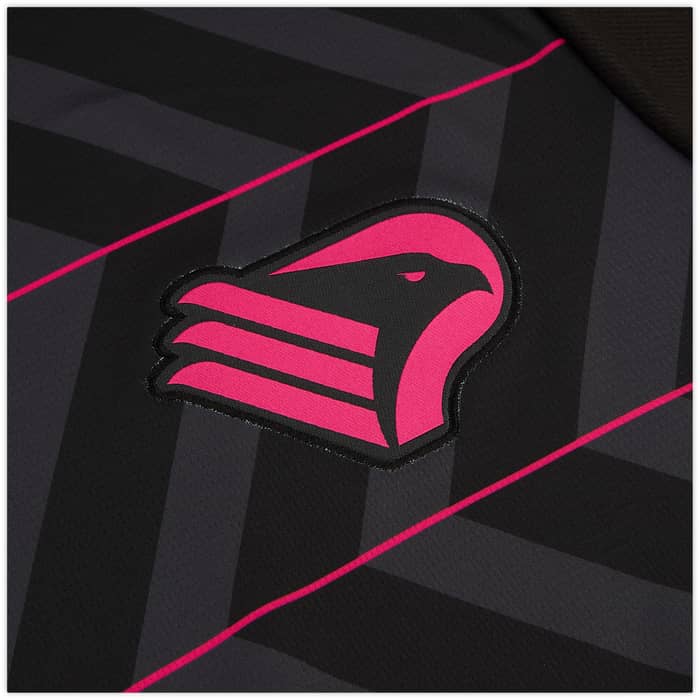 2023-24 Palermo Away Shirt (L)
