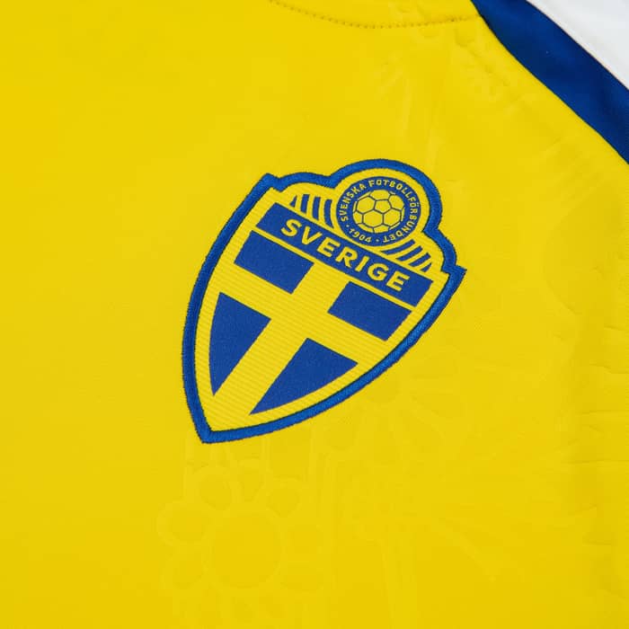 2026-27 Sweden Home Shirt Gyokeres #17 (KIDS)