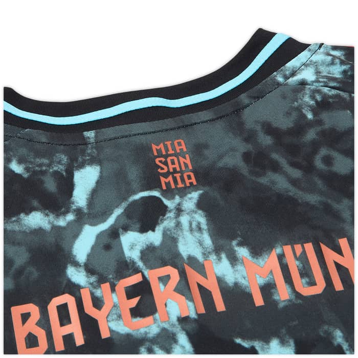 2024-25 Bayern Munich Away Shirt (Women's)