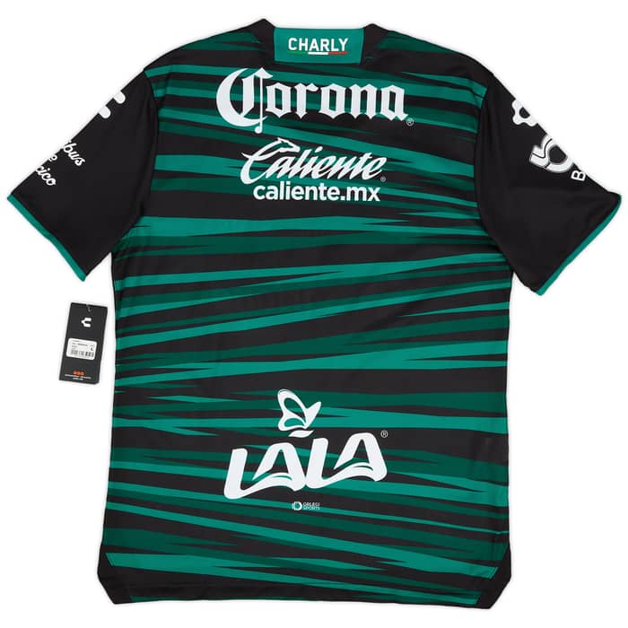 2022-23 Santos Laguna Away Shirt