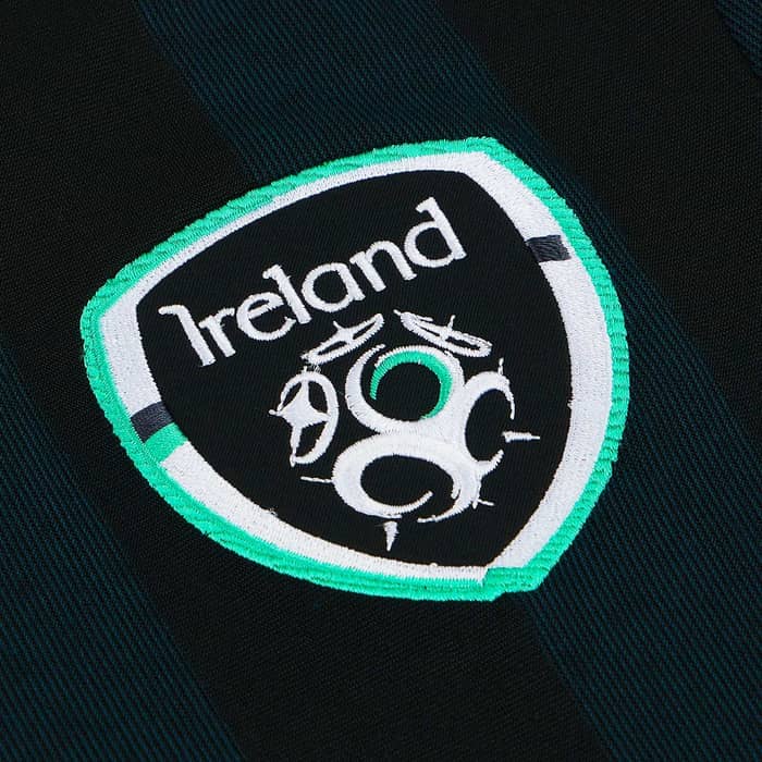 2013-14 Ireland Away Shirt