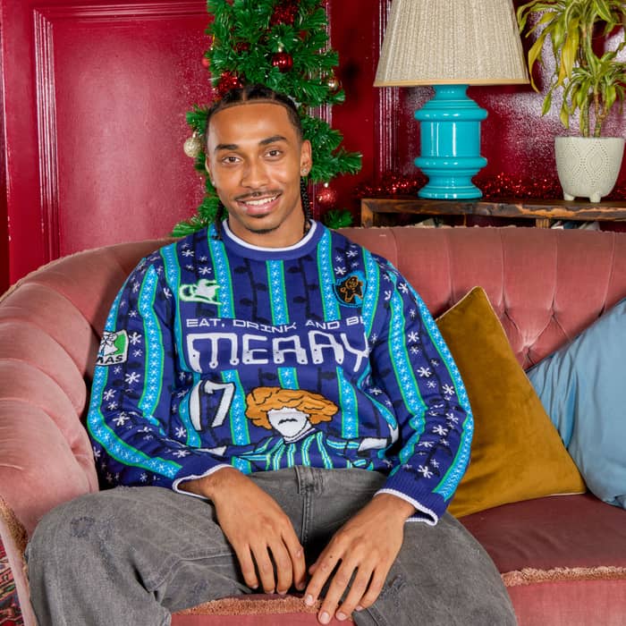 Valderrama #17 Merry Christmas Jumper