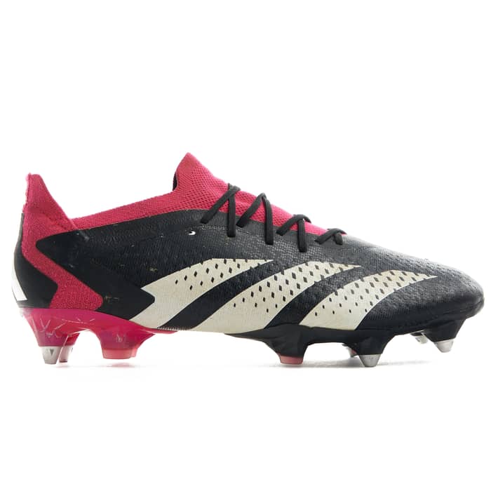 2023-24 adidas Predator Accuracy.1 Low Football Boots - 7/10 -SG - (UK 9) 