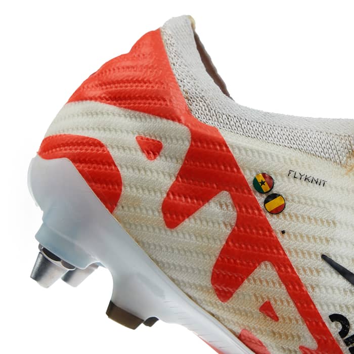 2023-24 Nike Player Issue Mercurial Vapor 15 Elite Football Boots (Jeremy Doku) - 3/10 - SG (UK 9)