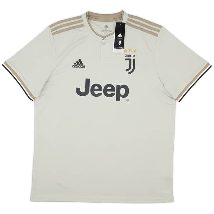 2018-19 Juventus Away Shirt Bonucci #19 (XL)