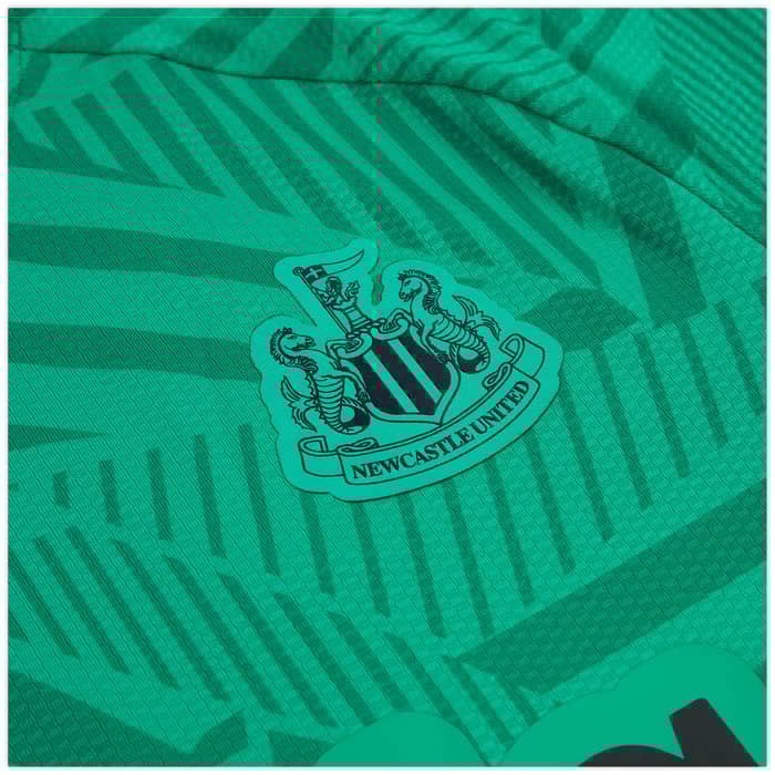 2023-24 Newcastle Authentic Away Shirt Bruno G. #39