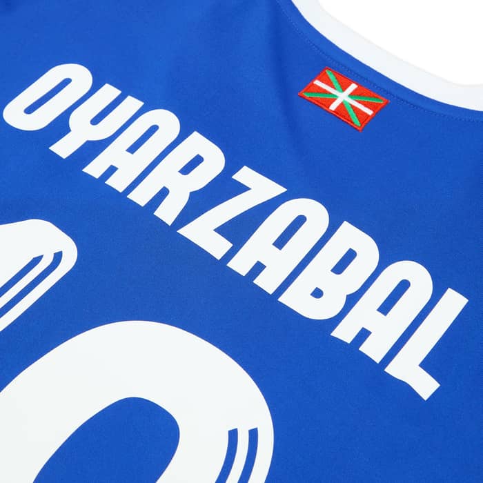 2016-17 Real Sociedad Home Shirt Oyarzabal #18