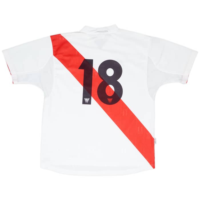 2004-06 Peru Home Shirt #18 - 8/10 - (L)