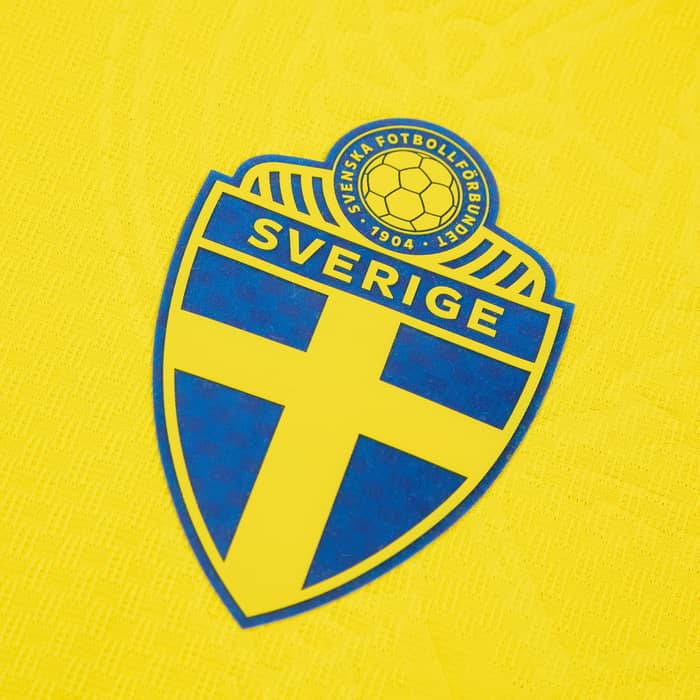 2026-27 Sweden Authentic Home Shirt Gyokeres #17