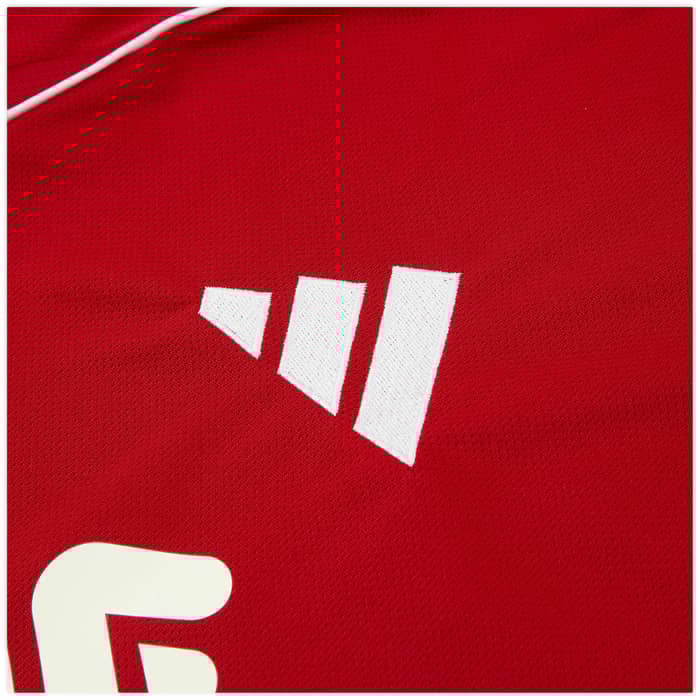 2025-26 Liverpool Home Shirt Isak #9