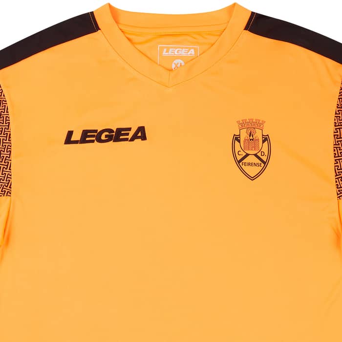 2020-21 CD Feirense Third Shirt