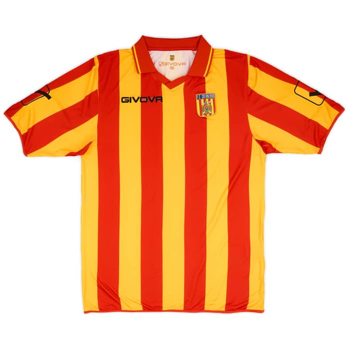 2009-10 Catanzaro Home Shirt & Shorts Kit (XL)