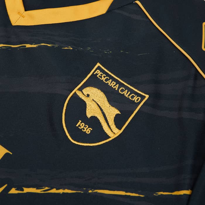 2023-24 Pescara Away Shirt