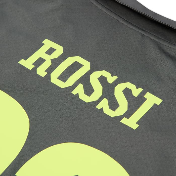2010-11 Villarreal Away Shirt Rossi #22