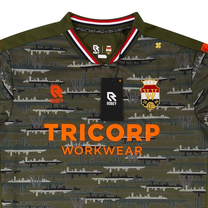 2022-23 Willem II Third Shirt