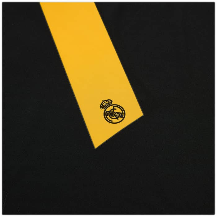 2023-24 Real Madrid Authentic Third Shirt Vini Jr. #7 (S)