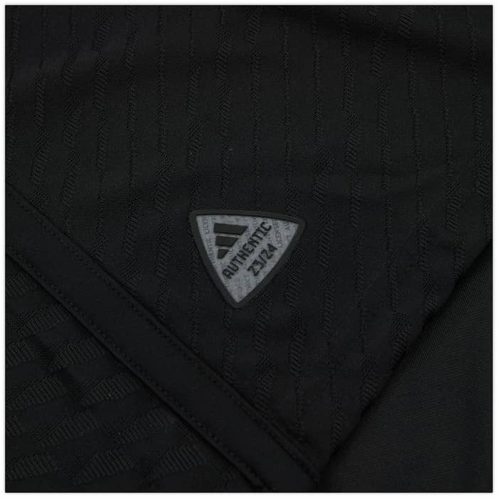 2023-24 Real Madrid Authentic Third Shirt Modric #10 (S)