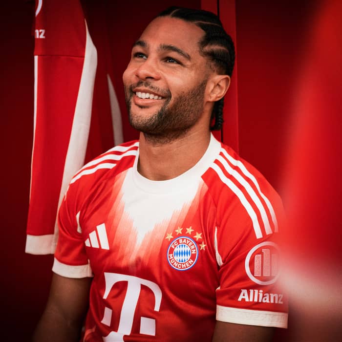 2025-26 Bayern Munich Home Shirt (XXL)