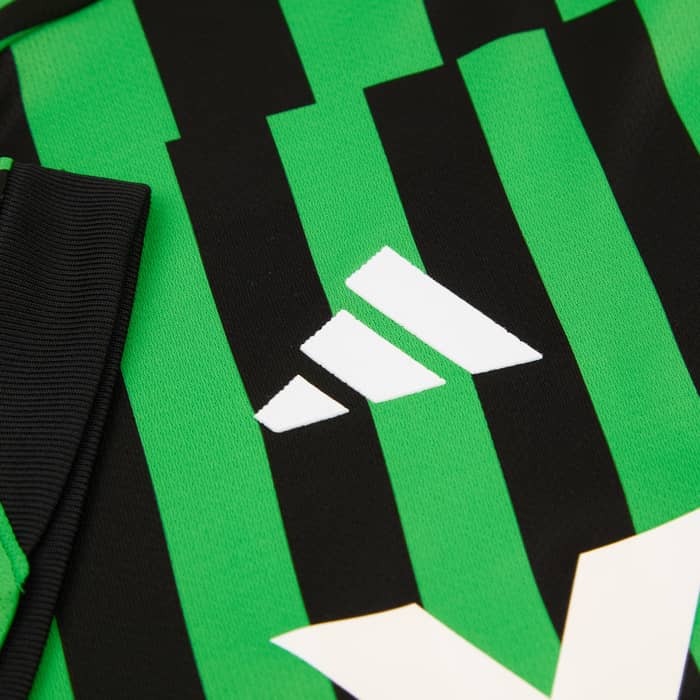 2023-24 Austin FC Authentic Home Shirt - 9/10