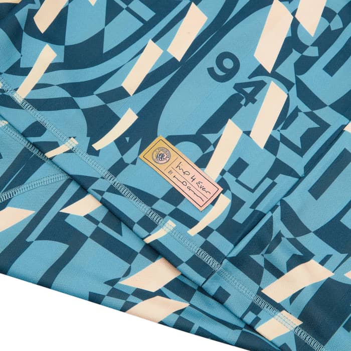 2024-25 Manchester City Puma ftblSTATEMENT Retro Shirt