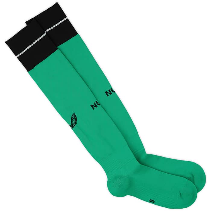 2023-24 Newcastle Away Socks (UK 9-12)
