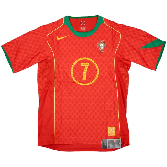 2004-06 Portugal Limited Edition Player Issue Home Shirt 2151/5000 Figo #7 (L)