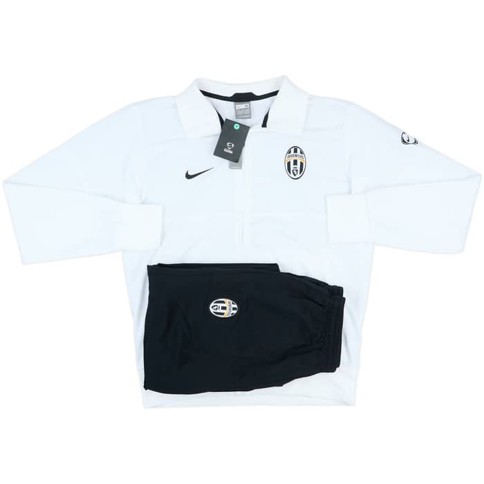 2009-10 Juventus Nike Tracksuit (M)