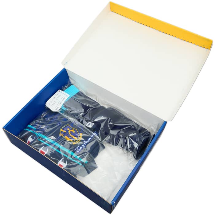 2000-01 Parma GK Full Kit (L.Boys)