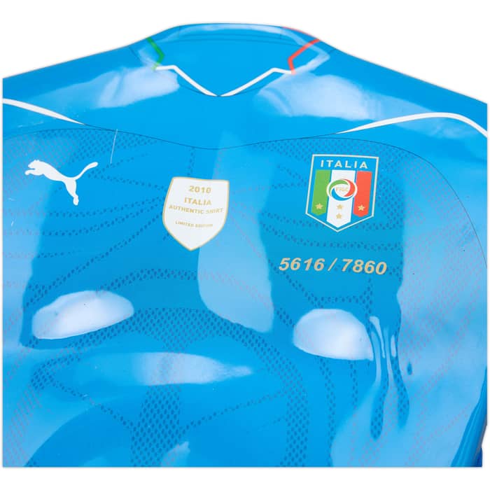 2010-12 Italy Limited Edition Authentic Home Shirt 5616/7860 (L)