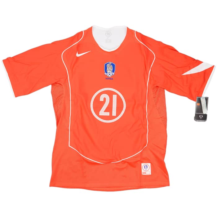 2004-06 South Korea Limited Edition Player Issue Home Shirt 2441/2500 J S Park #21 (L)