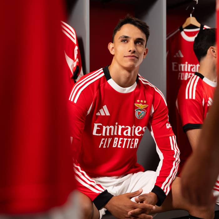 2025-26 Benfica Home L/S Shirt (XL)