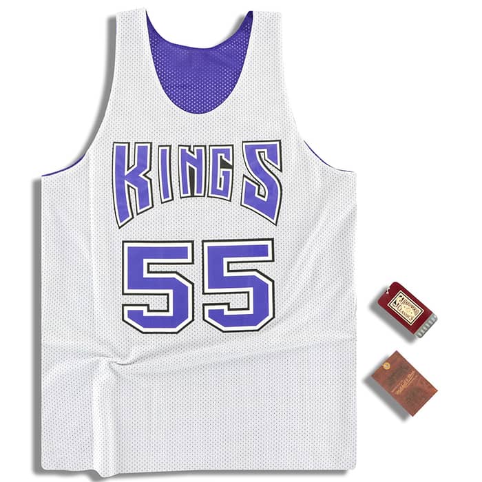 (Amazon) Mitchell & Ness Sacramento Kings Williams #55 Reversible Jersey