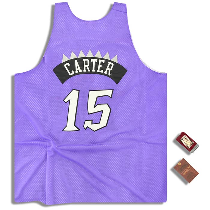 (Amazon) Mitchell & Ness Toronto Raptors Carter #15 Reversible Jersey
