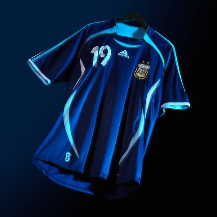 2006-07 Argentina Away Shirt Messi #19 - 8/10 - (XL)