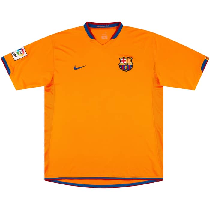 2006-08 Barcelona Away Shirt Messi #19