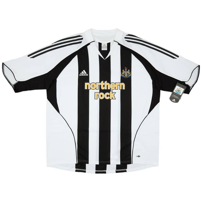 2005-07 Newcastle Home Shirt Solano #4 (3XL)