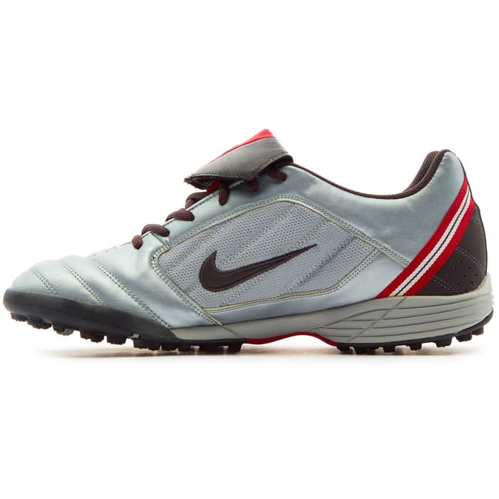 2003 Nike Romano Football Boots *In Box* CT 11½