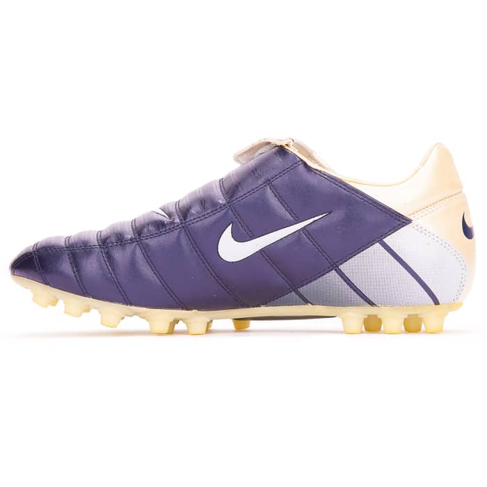 2003 Nike Total 90 II Football Boots *In Box* HG 8