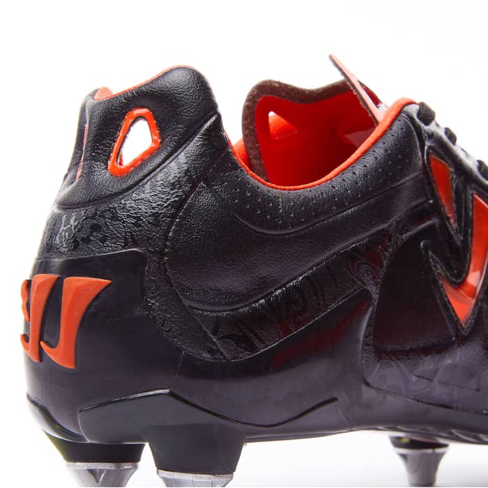2012 Warrior Skreamer K-Lite Football Boots *In Box* SG 8