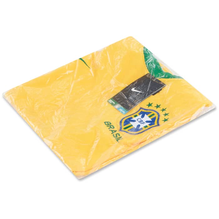 2010-11 Brazil Home Shirt