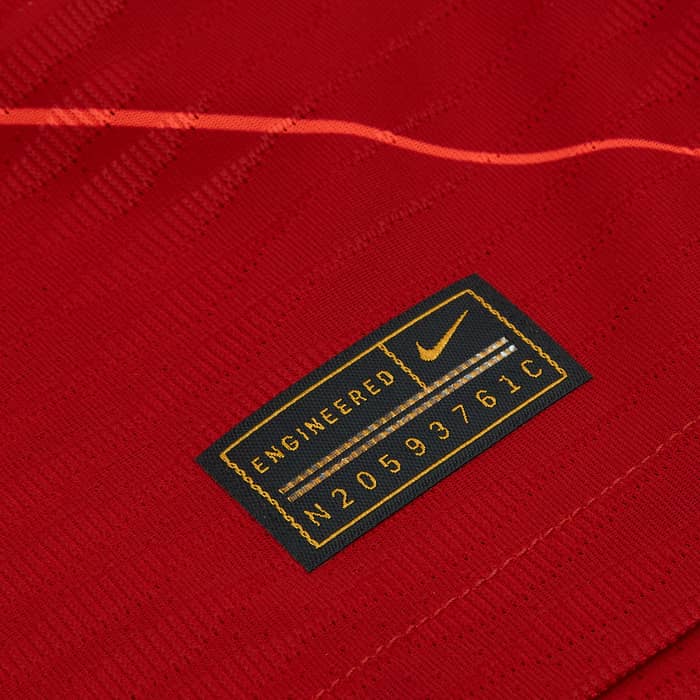 2021-22 Liverpool Authentic Home Shirt (S)