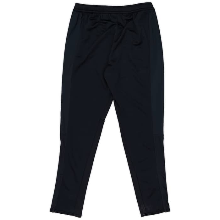 2023-24 Burnley Umbro Training Pants/Bottoms
